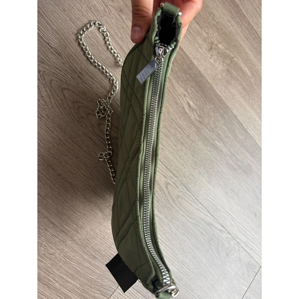 Forever 21 Olive Green Quilted Nylon Crescent Crossbody Bag Silver Chain Strap - Picture 9 of 9